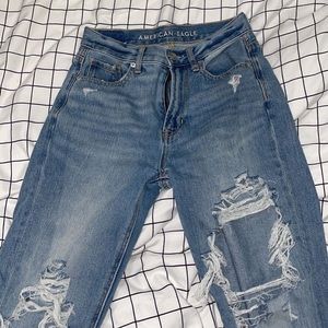 American eagle ripped mom jeans
